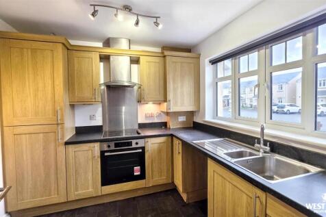 Kitchen photo 1 (1).jpg