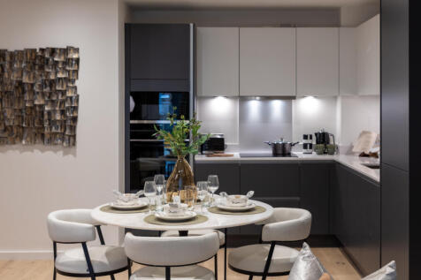 24.03.19 Verdica Chalk Farm 2 bd SH-66.jpg