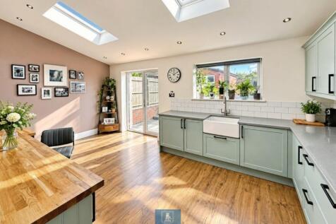 Refitted Kitchen Diner
