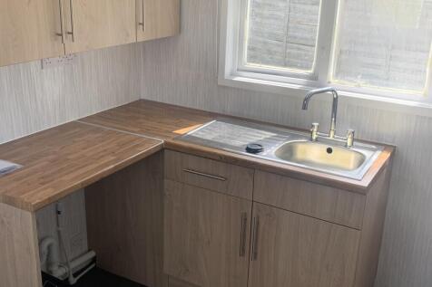 1 Bedroom Other in S42 6EE