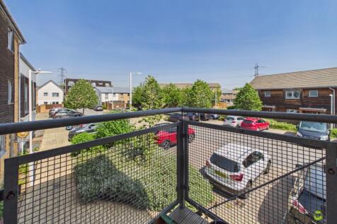 Presented by Clinton at EweMove Bexleyheath and Da