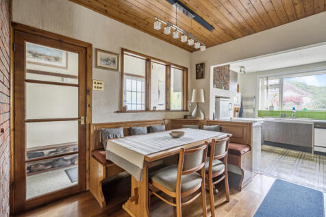 1345247-5-68af181...