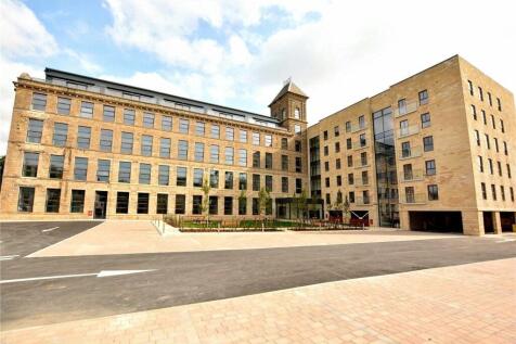 Horsforth Mill, a prestigious Mill development in the heart of Horsforth with great transport links to both Leeds and Bradford. This 2 bed, 2 bathroom apartment with a spacious walk-in wardrobe and ba