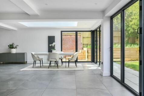 2 THE RUSSETTS - TN377FA (8).jpg