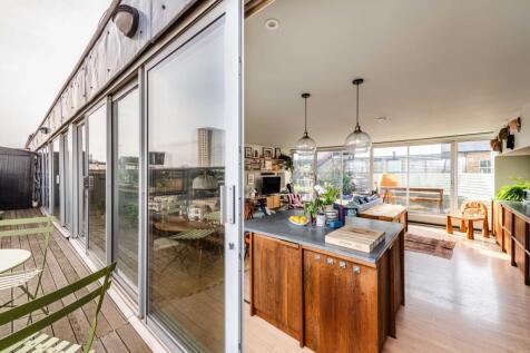 Rampart St 8-18 F11 - 32.jpg