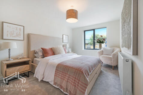 Show Home-01