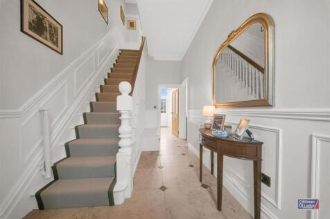 6 Bed, End Terrace, Silsden