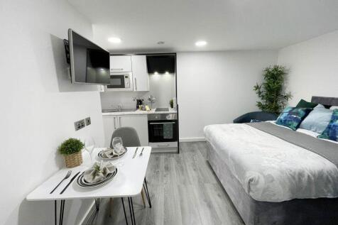 Vista Residences is a modern hi spec development located in the heart of the city and the business district offering a range of studio, 1 & 2 bedroom apartments. Surrounded by shops and businesses, ou