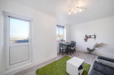 Flat 16, Farjeon House - pAruO4b1dAYIpRxDQGID.jpg