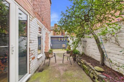 Rear Private Yard