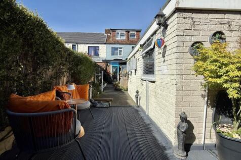 Property Image 25
