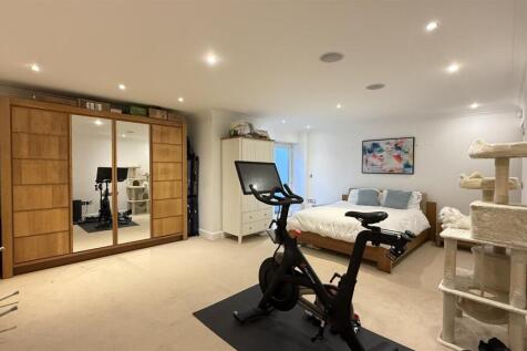 Bedroom1.jpeg