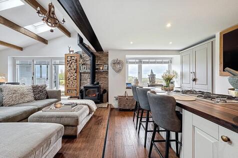 Living space and ...