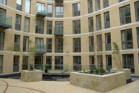 ** Zero Deposit Guarantee Available **
**Available August**Two bedroom**Furnished**Allocated parking**