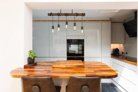 104 Downend Road, BS16-35.jpg