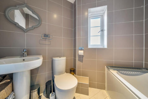 1376875-10-692073...