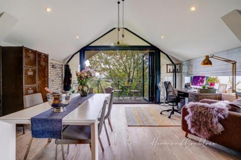 Wyndham Road, Pontcanna, HernCrabtree (37).jpg