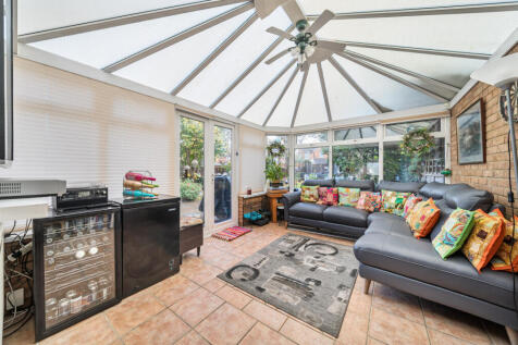 1375881-13-69147f...