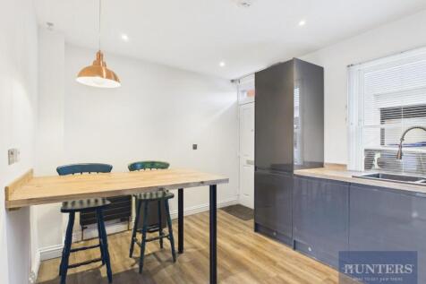 2 Bedroom Terraced in GL50 3LW