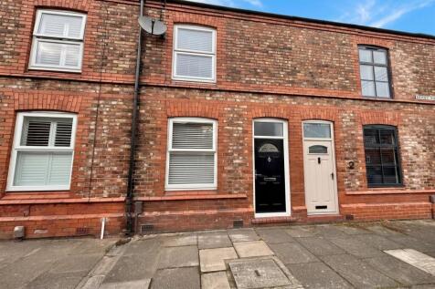 2 Bedroom House in WA4 6JR