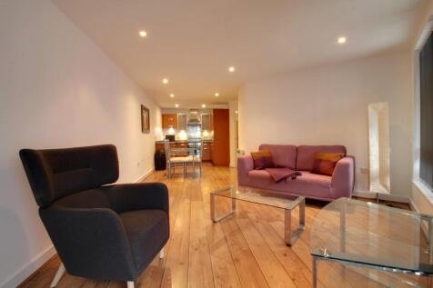 The Quartz development in the heart of the Jewellery Quarter. Located close to the train station and number of vibrant bars and restaurants in the Jewellery Quarter area. The property is furnished, tw