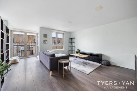 Two bedrooms. Two bathrooms. 24 hour concierge. Residents gym. Communal gardens