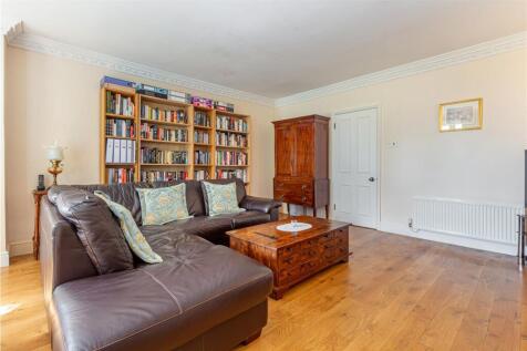 Living-room-3.jpg