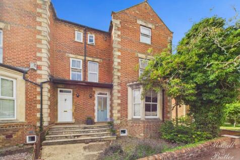 CAM01995G0-PR0332-STILL051