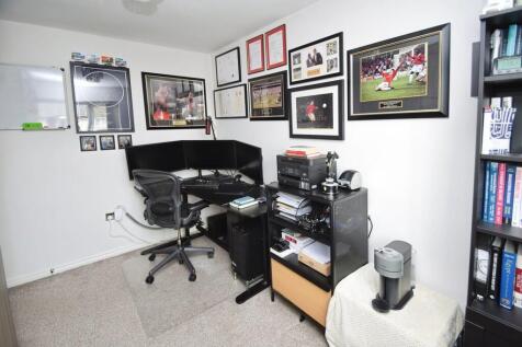 2e820bf6-Bedroom ...