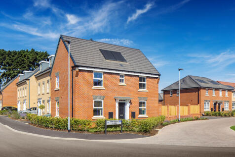 External of the Hadley Primrose street scene at Fairway Gardens