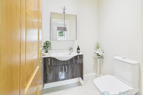 CAM04024G0-PR0030-STILL014