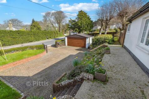 Driveway/Parking