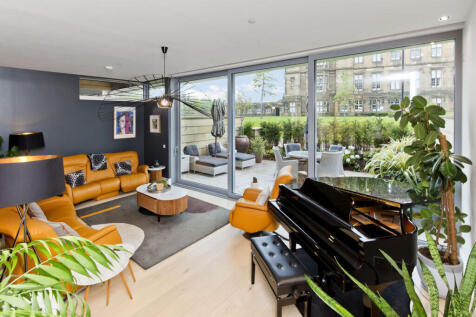 This stunning ground-floor apartment in Wester Coates is a luxurious three-bedroom city home that is crafted to an exceptionally high specification, offering an envious lifestyle in one of Edinburgh's
