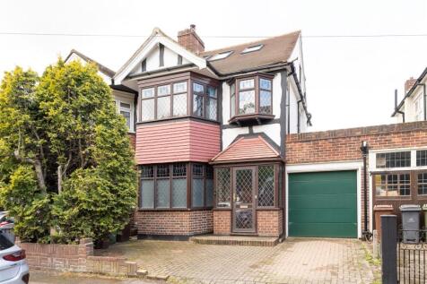 Dean Gardens, E17