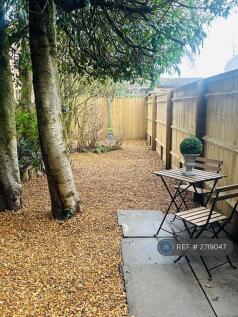 Border To The Left To Plant What You Like 