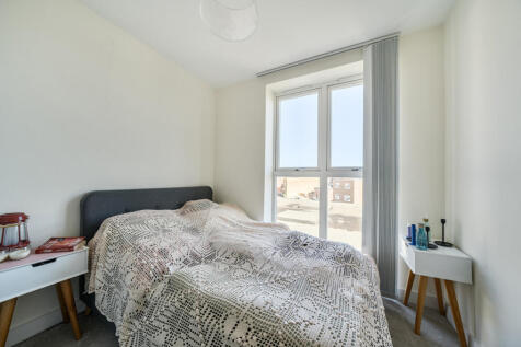 1340188-19-689f73...