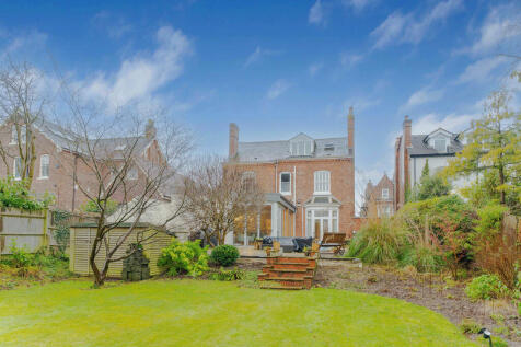 5 bed, 3 bath Detached in Birmingham - Photo 43