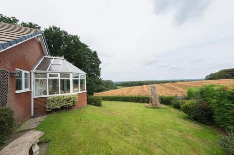 9 Orchard Dene-038.jpg