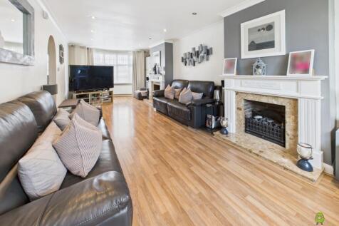 Presented by Clinton at EweMove Bexleyheath and Da