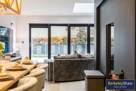 Kitchen/Living/Dining