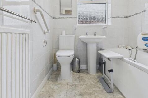 CAM04273G0-PR0231...