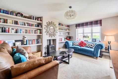 29 Cross's Grange, Hartwell (12).jpg