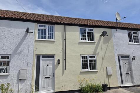 ACCOMODATION INCLUDES