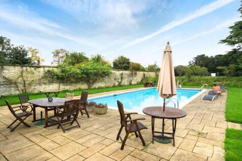 7 Stratton Audley Manor High Res-25.jpg