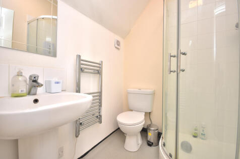 11 water lane ensuit