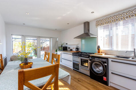Kitchen/Dining Ro...