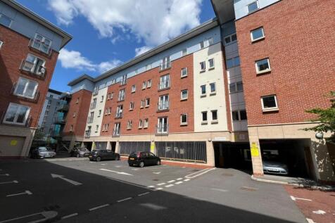 ***DEPOSIT ALTERNATIVE AVAILABLE*** Available August 2026 A fantastic two bedroom apartment located in the Sultra development - accessible to Salford Quays - and a short distance from Manchester city
