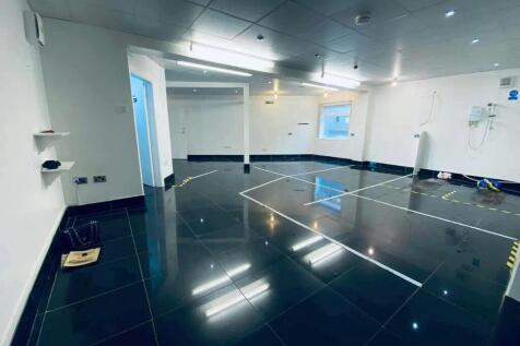 Commercial Property to rent in middlesbrough