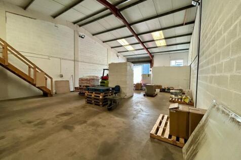 WhatsApp Image 20250915 at 121007_30dbb73e.jpg