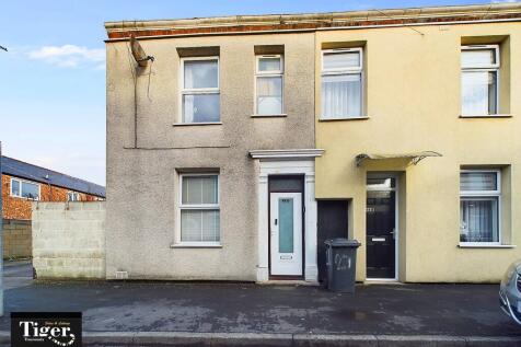 CAM02176G0-PR0461...